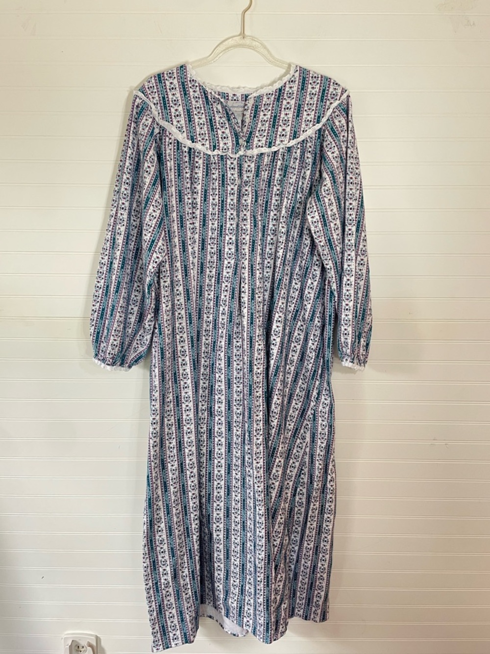 Lanz of Salzburg Cotton Flannel Nightgown Red Heart Blue Floral Prairie Gown